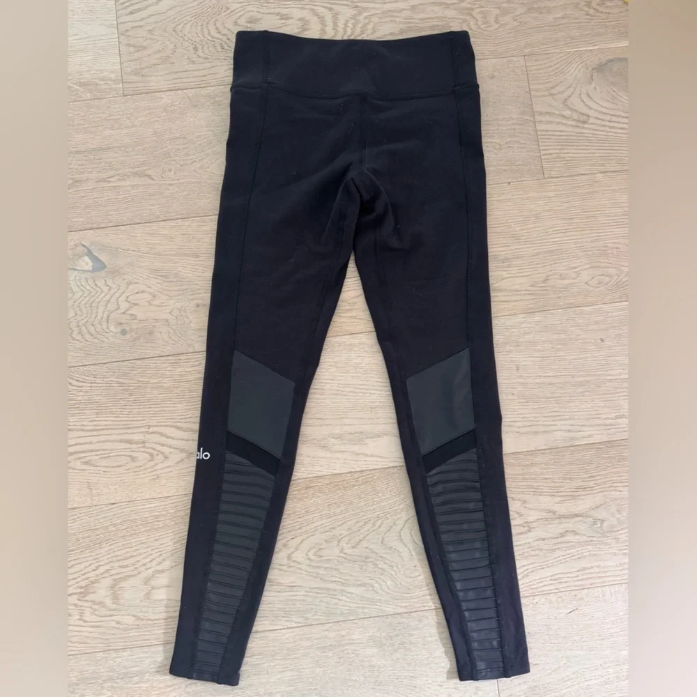 alo 7/8 High-Waist Moto Legging size small